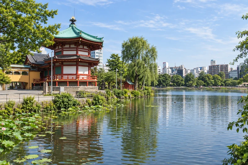 不忍池の実景を参考にした生成イメージ