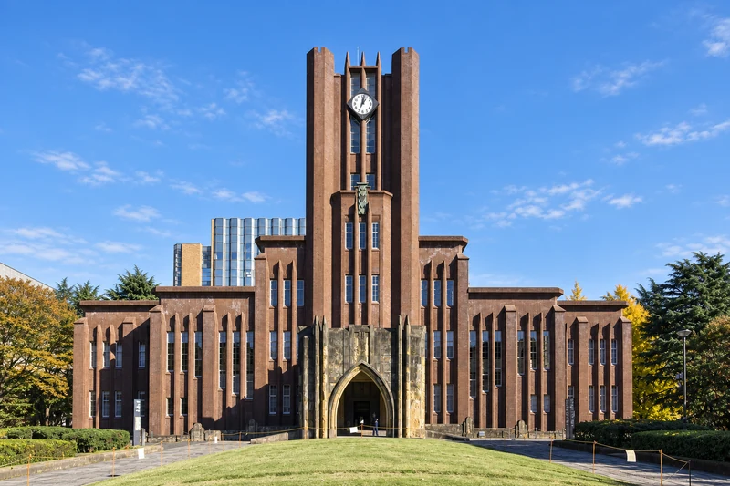 東京大学 本郷キャンパスの実景を参考にした生成イメージ